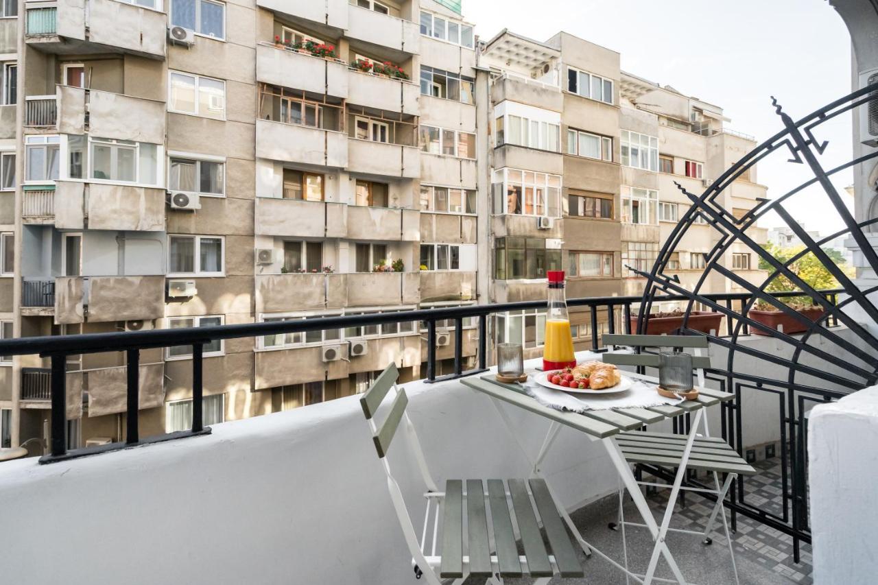 Cismigiu Serenity: 1Br Flat With Scenic Balcony 布加勒斯特 外观 照片